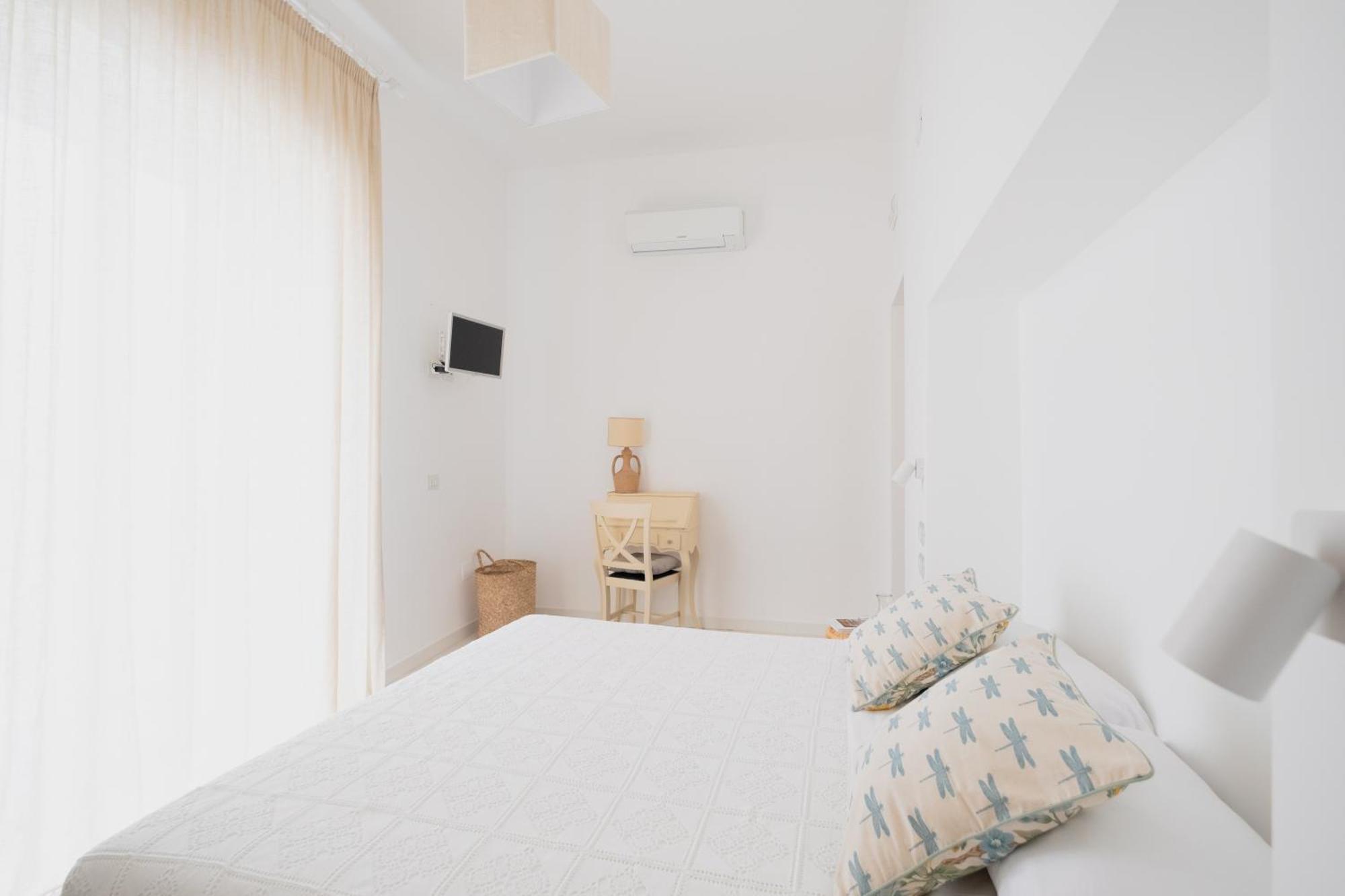 Casa Giulia Bed & Breakfast Весте Екстериор снимка