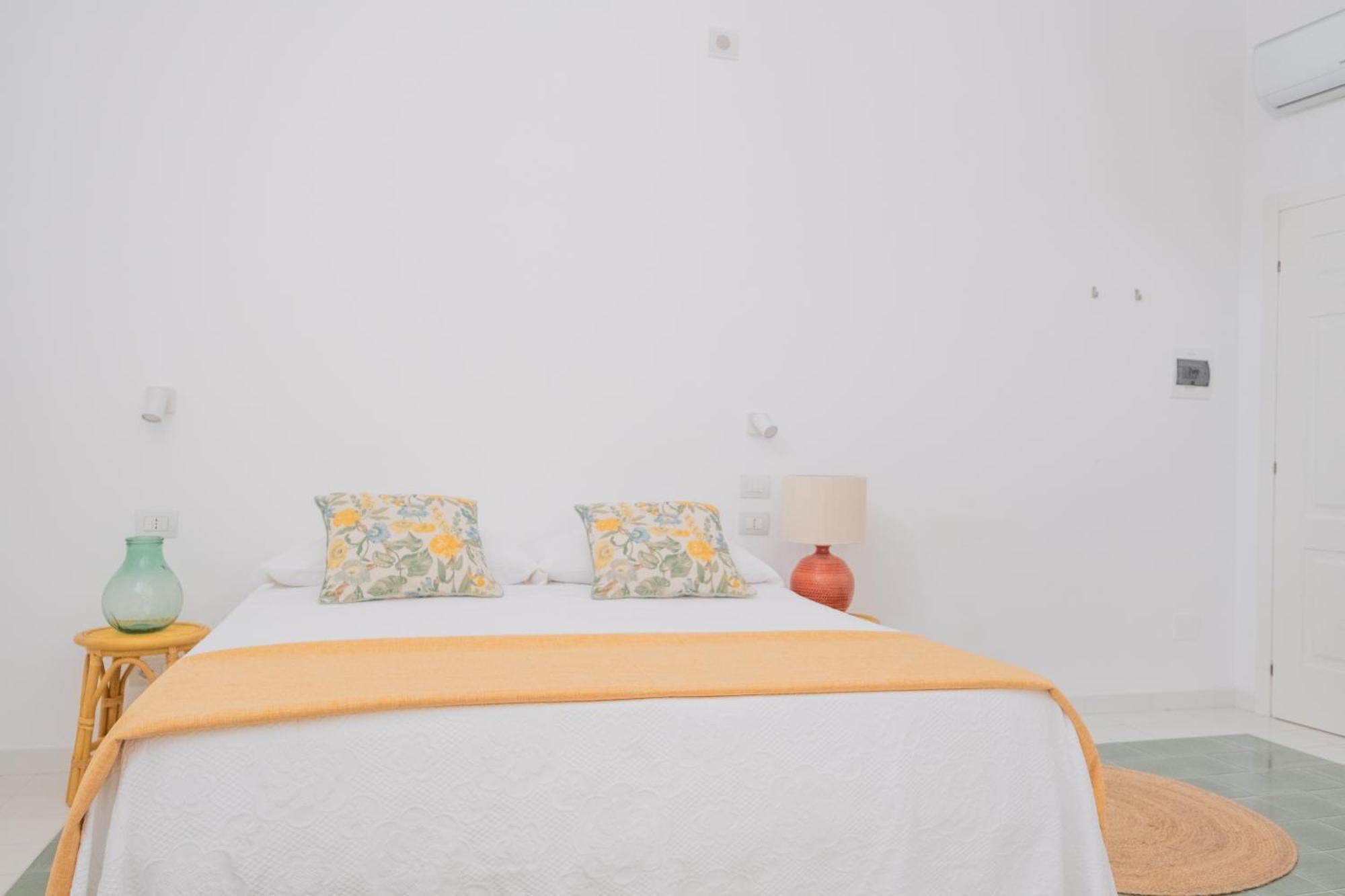Casa Giulia Bed & Breakfast Весте Екстериор снимка